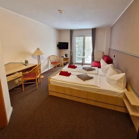 Waldhaus Lauenhain * Mittweida