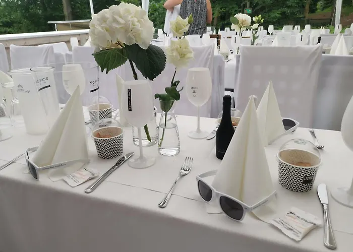 Waldhaus Lauenhain Hotel *